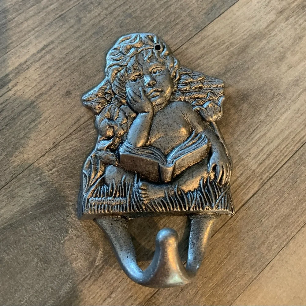 Angel Hook Hanger